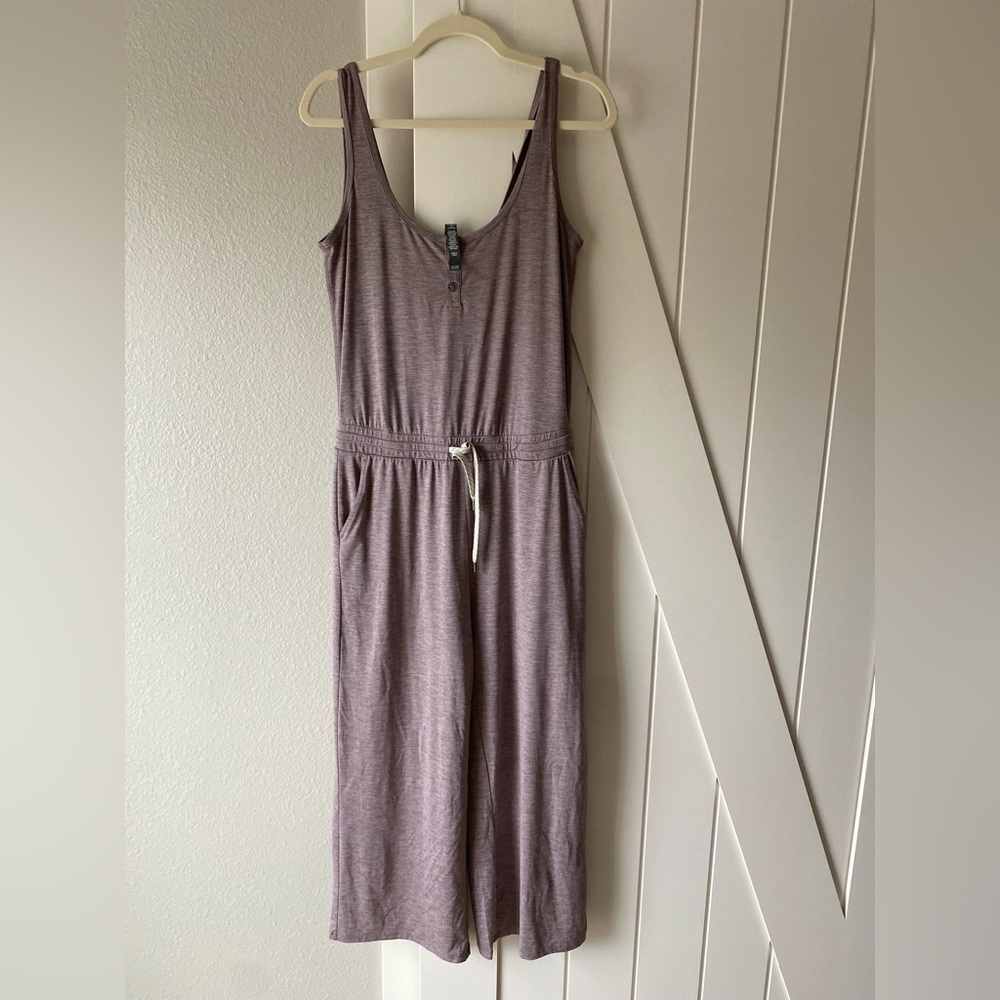 Vuori Heathered Purple Top